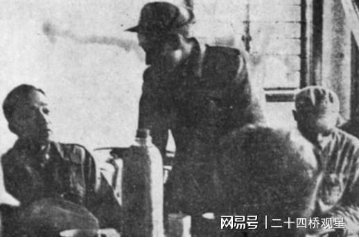 昌义担任京沪杭警备总司令部副总司令PP电子汤恩伯乘军舰逃走时命令刘(图1)